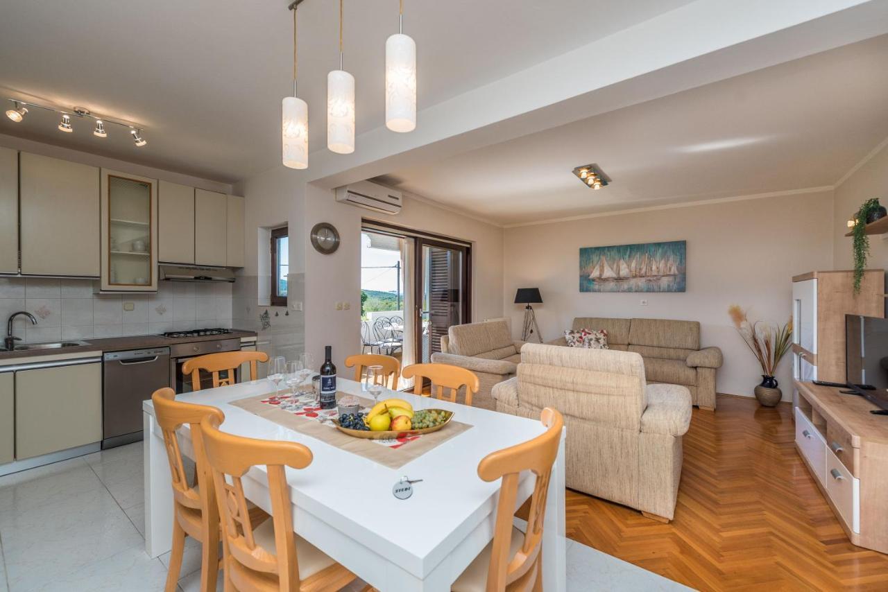 Stedi Apartment Lukoran 외부 사진